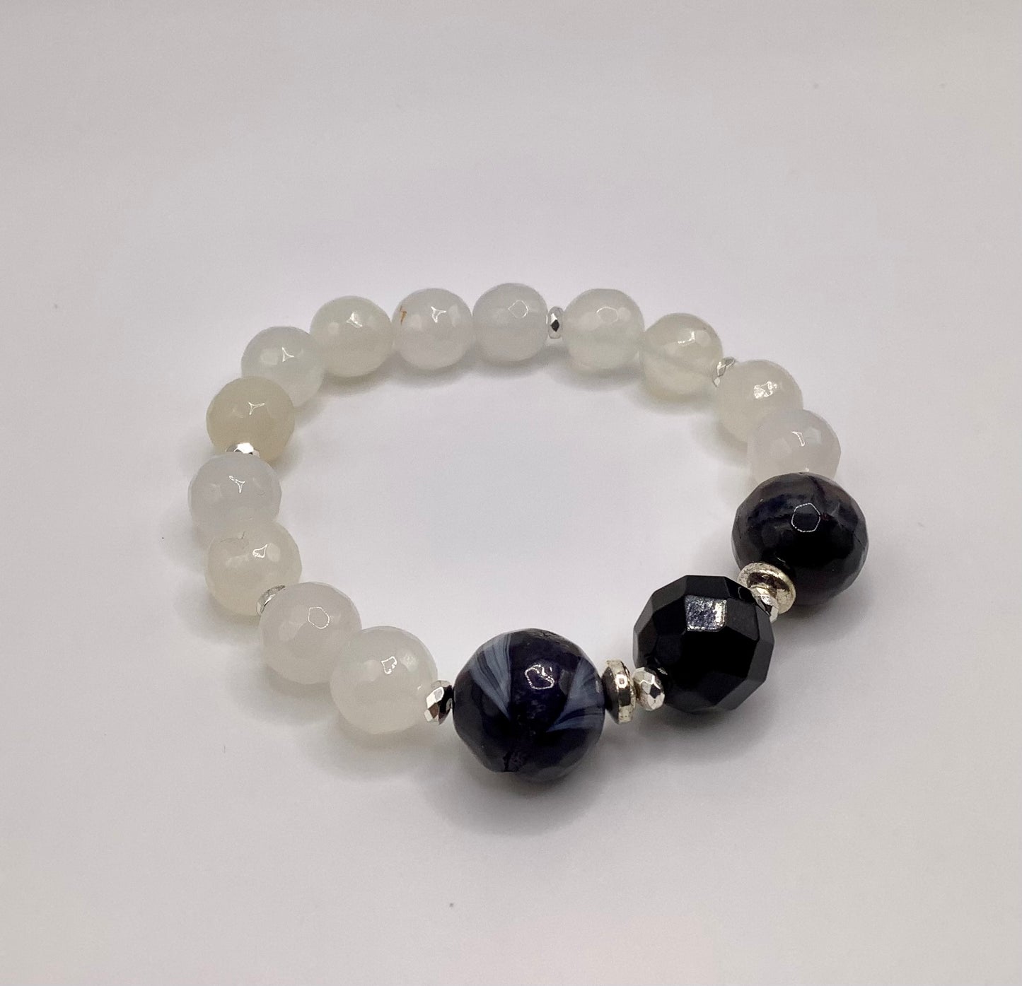 Agate, banded Agate and onyx 10mm