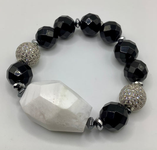 Onyx, Quartz focal, silver hematite 14mm