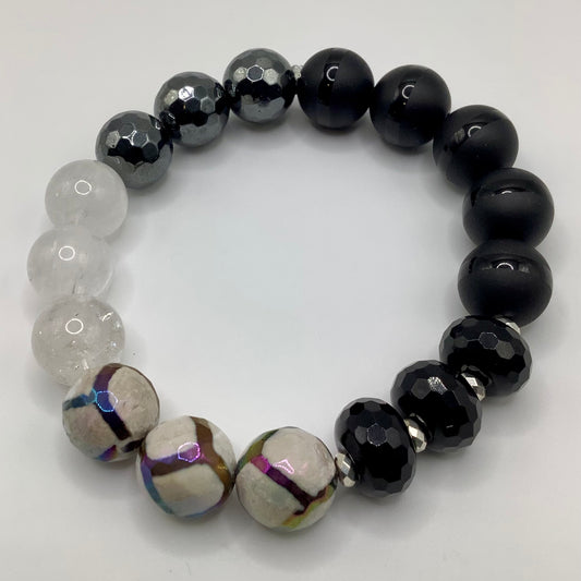 Onyx, Quartz,, Tibetan Agate, silver hematite 12mm